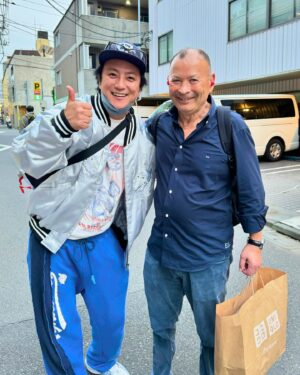 Yusuke Kamiji Instagram - ✨Specialリーダー🇯🇵❤️‍🔥
#🏉 
#エディー・ジョーンズ氏 さんの言葉

『私はハッピーなチームにはしたくありません。居心地がいいと能力は発揮できない』

『コミュニケーションができていないプレーヤーは練習から外していきます』

『成功のサイクルは失敗から始まる』

など。凄っ

俺、、ずっと座長できてんのかな…w