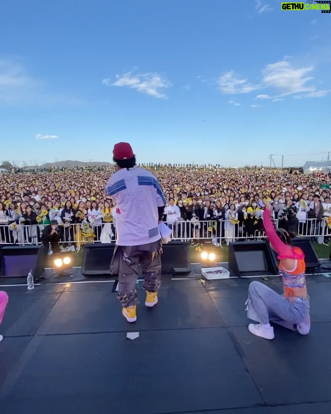 Yusuke Kamiji - 11.3K Likes - 絶景なり🌻
#遊助 #15周年 #live
#今日あそこにいてくれた全ての人へ
#遊助を聞いた事ある全ての人に
#今まで遊助と関わった全ての人に
言葉にできないくらいの感謝を込めてありがとうございました
🌻
今年はメチャクチャ全国に愛に生きますわ