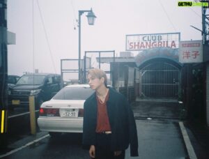 Yusuke Sato Instagram - 写真集発売まで2週間✨✨

東京、名古屋、大阪での
イベントは皆さん
予約してくれましたか！？

25.26日にはseventeen夏の学園祭で
Live &ランウェイにも登場します👍✨

楽しみだらけですが
自分の体調と相談しながら
遊びに来てくださいね🔥

コメント待ってます📝