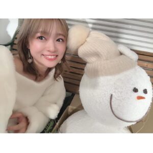 Yuuki Wakai Instagram - i☆Ris 24th single
『White Lyrical Kingdom/キセキ-ノ-フィラメント』
⁡
本日リリースしました⛄️🔥
⁡
今回はアニソン業界のレジェンドの皆様とコラボさせて頂いたシングルで
⁡
佐藤純一（fhána）さん、畑亜貴さんに楽曲提供していただいた
『White Lyrical Kingdom』
⁡
ElementsGardenさんに楽曲提供していただいた
『キセキ-ノ-フィラメント』
⁡
どちらもコラボだからこその良さが溢れる素敵な曲を頂きました！！
⁡
両A面シングルということでどちらも強強な楽曲
是非ゲットしてください‎🤍
⁡
⁡
#newsingle #i_Ris #冬ソング
