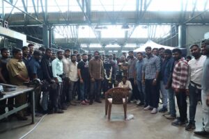 Yuva Rajkumar Instagram - Lights, Camera, Action 🎬
ಯುವ ಚಿತ್ರೀಕರಣ ಆರಂಭ!!

#Yuva @santhosh_ananddram 
@vkiragandur @hombalefilms @sapthami_gowda  @b_ajaneesh @shreeshakuduvalli @yuvathefilm