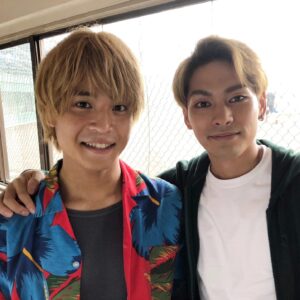 Yuya Yagira Instagram - ‪昨日から『泣くな赤鬼』が公開中です❗️
本日の舞台挨拶もありがとうございました(｀_´)ゞ‬
‪#泣くな赤鬼 #ゴルゴとゴルゴ‬