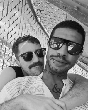 Yvie Oddly Instagram - Ayo Aruba! 

Finally took a vacation (and a loooong break from my phone) with my beachy baby @dougyills 

Thanks for the fish, the fun, & the sunburns 😍🏝️