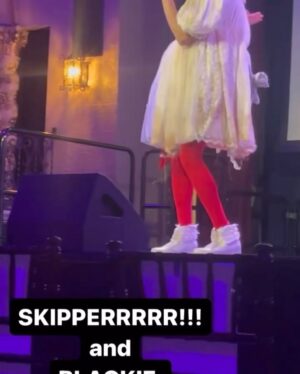 Yvie Oddly Instagram - The love has never been stranger
🧫💌⚜️