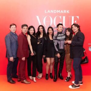 Yvonne Chapman Instagram - Vogue Hong Kong Fashion Night Out 🥰🎉
Thank you @voguehongkong @landmarkhk for a beautiful night xo
.
.
.
.
.
#VogueHongKong
#VFNO
#VFNOAtLandmark
#LandmarkHK