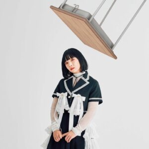 ZAQ Instagram - 【重要告知】
TVアニメ『ようこそ実力主義の教室へ　3rd Season』
OPテーマを担当させていただくことになりました。

24.2.28 Release 
ZAQ最新シングル「マイナーピース」
作詞/作曲/編曲/歌唱 ZAQ

1st season 「カーストルーム」、2nd season「Dance In The Game」に引き続き、またよう実の世界を彩るお手伝いが出来て心から嬉しく思います。

この3期で一年生編が完結&一区切りということで、前回の楽曲たちを包括した歌詞、過去の雰囲気を踏襲した曲作りを心掛けて、真心を込めて生み出しました。

よう実のピリピリした雰囲気の人間模様が大好きです。
こんなに魅力的な主人公なかなかいないな、と思います。
原作とアニメの違いを楽しむのもまた一興です。

今回のマイナーピースは、チェスの用語です。ゲームの支配者はいったい誰か？…一年生編がどのように締めくくられるのか、乞うご期待です！

もしも2年生編があるのならまた歌いたいな…
とか考えちゃうよね。
よう実のテーマソングでしか描けないZAQの「色」があるんですよ。
脳みその一番イジワルな部分が刺激されていく感じというかね。
なかなか伝わらないと思うんですけど。

とにもかくにも、ワンマンライブで歌いたい（願望）ので皆様、公式のPVは絶対に視聴してください。
https://www.youtube.com/watch?v=Z11Ozjk0ufY

CDの発売に伴いましてインターネットサイン会も開催いたします。
https://lantis.jp/news.php?id=2023121502

はー、解禁できた…マイナーピースがようやく旅立っていける。
はやくわたしの大事な子を皆様のお耳にお届けできる日を楽しみにしてます。
PVみたらぜひとも感想等よろしくね✨