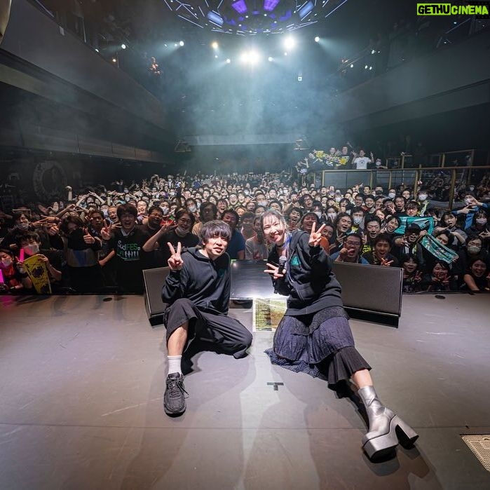 ZAQ - 690 Likes - #ZAQの日
Thank you for coming today!!!!!!
大好きなみんなへ。
私が産んだ音楽を聴いてくれて、私のライブで笑顔を見せてくれて、この場に来てくれて、ありがとう。世界一幸せ!