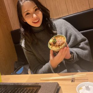 ZAQ Instagram - 今日はわたしの誕生日💕
だいすきな築地いし川さんで
夜ご飯でした😌
今日も脂肪をたくわえた。ちーん

今年もいっぱいがんばります。
いっぱいみんなと楽しみたいです。
よろしくお願いします🫶