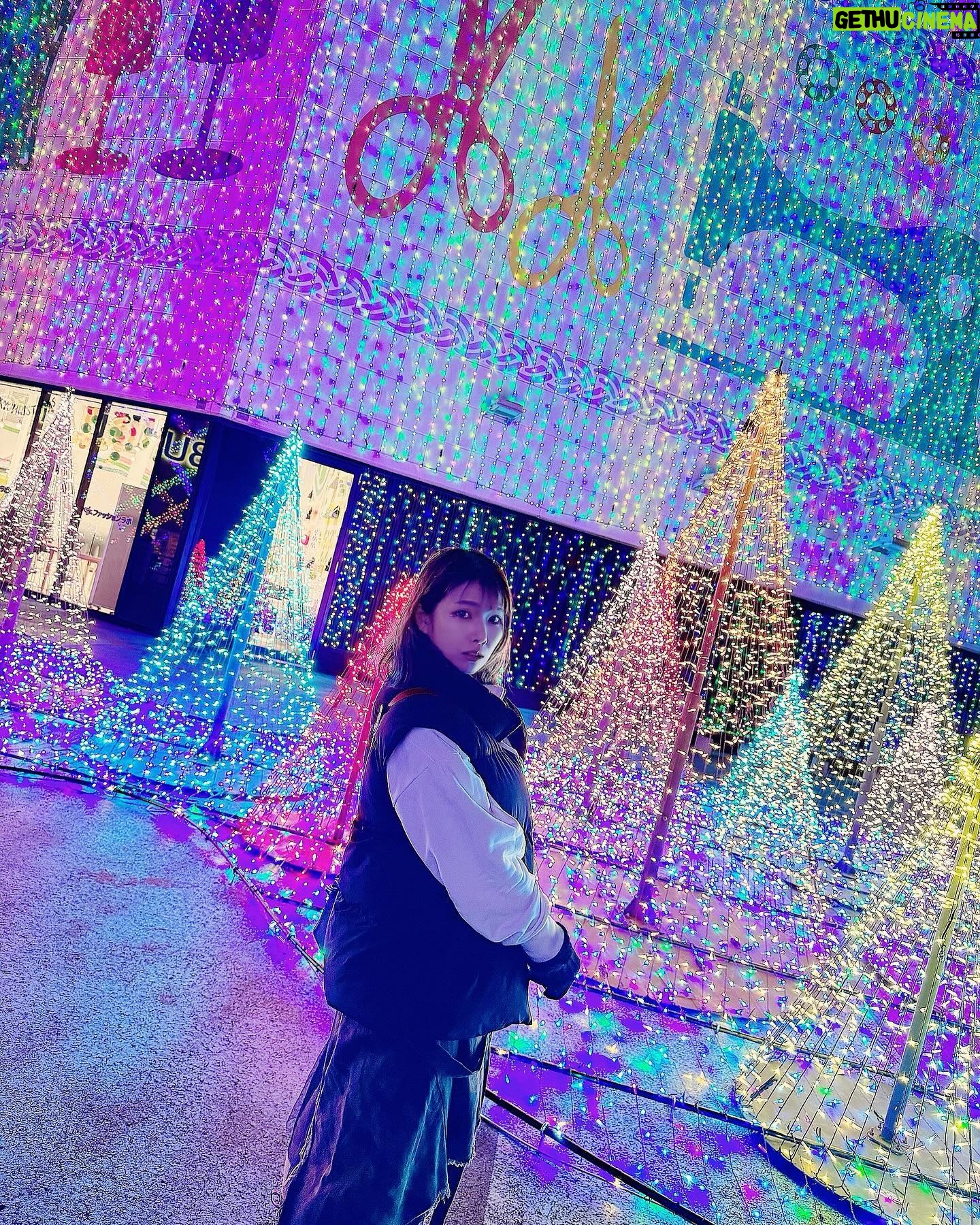 ZAQ - 758 Likes - @よみうりランド
ちょっと前にいってきました。
ジェットコースターがめちゃくちゃ楽しかったデス😚
イルミネーションもとっても綺麗でした✨