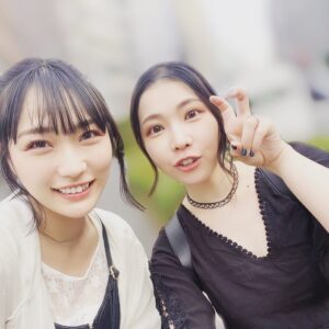 ZAQ Instagram - あづなりちゃんと表参道ランチデートしてきたぁ😚🫶

たくさんいろんなお話できて幸せすぎました✨
お互いいろいろとがんばろうねええって話で情熱的に終わりました❤️‍🔥

今年はここから爆走が始まりますよー。
えー！？みたいなこともあるかも。嬉しいことだから、楽しみにしててね✨
りこちゃんのことも、わたしのこともよろしくお願いします🥺🤲