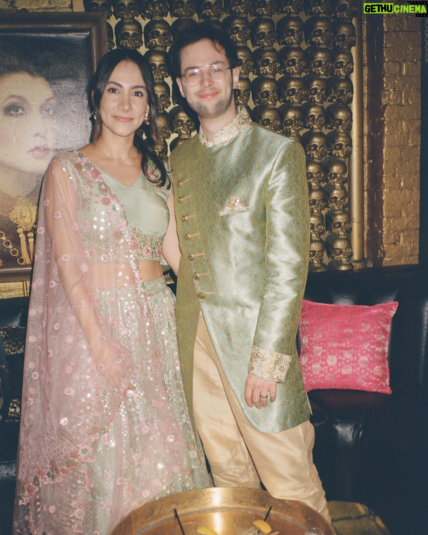 Zach Kornfeld - 230.2K Likes - Honestly cooler than what I wore to my own wedding.