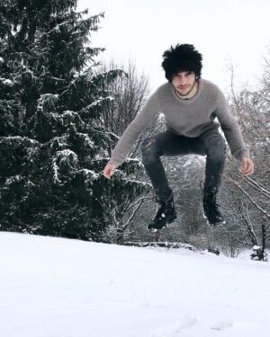 Zach Page Instagram - lovιng тнє wιnтєr ѕcєnєry ιn υpѕтaтє ηєω yorĸ ♡ ❄️ ♡