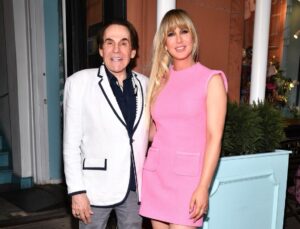 Zackary Drucker Instagram - Truly a gift ✨celebrating✨the launch of my new @hulu documentary 💖👑Queenmaker: The Making of an It Girl  🙈my birthday 🎂 at @mariebelleofficial  #queenmakerhulu 👄 GLAM bam thank you 💥 @josephcarrillo💄 @avery_golson 💁‍♀️ thank you most of ALL to the indispensable cast and crew who made this epic film and release party possible 🎥✨
