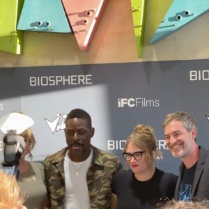 Zackary Drucker Instagram - I love these folks and I love this film so much 💗Producing this wild love fest magic ride was truly a gift… Contain Yourself @sterlingkbrown and @markduplass survive the end of the world in #Biosphere — and it is absolutely not what you expect. In theaters July 7th 🎥✨
I love my boos: hair @dallin.james, makeup @lizlash, arm candy @marvalarex, krewe @cassandrajames_ @ashish_ravinran @shilpabiz @jacobtobia 💘 AND @meleslyn for PRESIDENT, @markduplass   @sterlingkbrown MEN OF THE YEAR 🏆🏆
