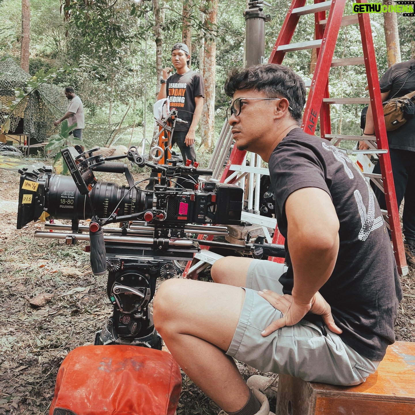 Zahiril Adzim - 4.4K Likes - It’s a wrap for #MartabatMisiBerdarah alhamdulillah!
What a journey, what a sick ride! Big thanks to my buddy, my sifu @adrianteh19 for giving this opportunity and believe in me to co-direct with him. Through out this journey, i learned a lot. Thanks to @act2pictures and the whole team for the past 30 fun days of shoot.
Not to forget, my fellow actors sebab sudi involve dalam project ni. Line up yang best, fun, kepala sempoi semuanya. Semoga ada rezeki untuk kita bekerjasama lagi.
I had fun.
Nanti kita sembang lagi.