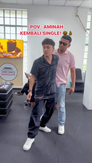 Zahiril Adzim Instagram - Abe Omar, relax Be… Aminah single kan sekarang nie. 😏😝 @zahiriladzim @eryshaemyra 

▶️ #AkuBukanUstazah > Isnin-Jumaat -> 7malam di TV3!

Dibintangi oleh : @eryshaemyra @hairiwut @zahiriladzim
Dibantu oleh :
@haneesyahanee @husnamustaffa @shazabae_ @qistinakhaled @fikhreebakar @danial_dashuki @ahmadsyafiq_79 @syadmutalib @razak_ahmad67 @fadilahmansor
@azharbsulaiman @masanizan1
Arahah : @ayidonara
Terbitan : @globalstationsb
@aliaramly @adilaramly

#DramaSangat 
#tv3malaysia
#Akasia
#AkuBukanUstazah #inspirasigenerasi #sentiasabersamamu