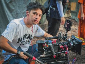 Zahiril Adzim Instagram - One of the greatest joys in life is doing what you love.
Never stop learning! 

#MartabatMisiBerdarah