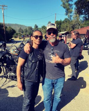 Zahn McClarnon Instagram - Worked with @joshbrolin in 2005 but we didn’t get any face time. It was lovely running into him this weekend. #goodhuman #legend #respect