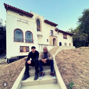 Zak Bagans Instagram - After years and years of tryin to gain access into the abandoned Los Feliz Murder Mansion, a place where a gruesome and mysterious crime occured 60 years ago, many urban legends spread fast about what happened and what lurks inside. It is time to break the seal and I invite you all to a special 2-part historic investigation premiering Thursday 10/9c on @travelchannel streaming same-day on @discoveryplus We will be joined by @kevinfrazier @entertainmenttonight and @richardlaellillard