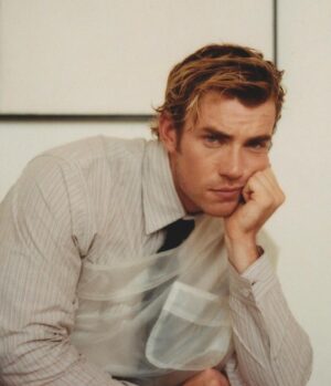Zane Phillips Instagram - Loved these photos and this convo with @oddamagazine - I’m glad I can finally show u all how I dress for the 9-5 every day hope this helps

In conversation with @vincentperella 
Photographer @raphaelvmolina 
Fashion Editor @yuvalozery 
Grooming @colleendominique 
Photographer Assistant @kimberlyrmolina 
Fashion Assistant @ipalari 
Special Thanks to Greta Masi, @morganpesante, @trustinsparkles, @summerrrosebutler love y’all