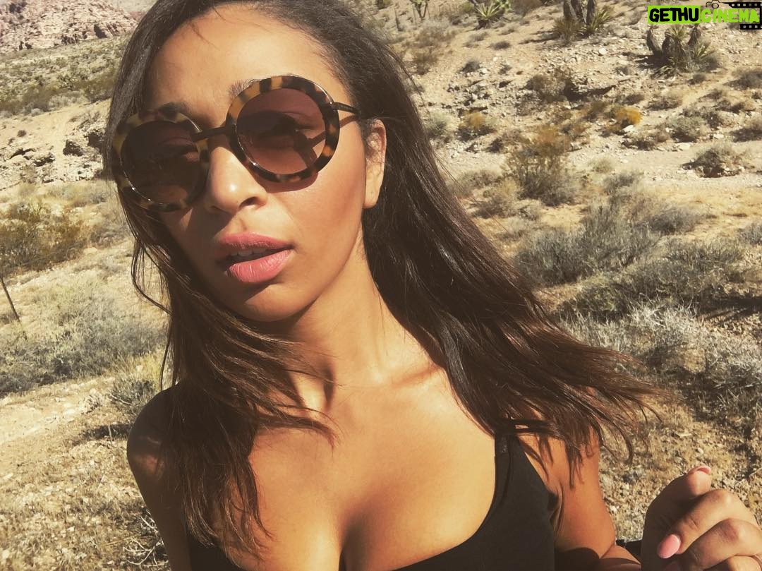 Zayra Setouty - 555 Likes - Vegas baby ! #VO #nevada