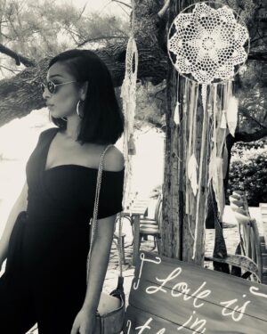 Zayra Setouty Instagram - Départ en vacances imminent !!! Vous avez prévu quoi vous ?