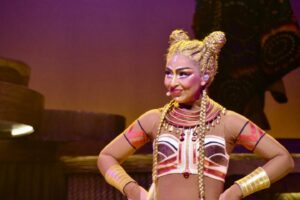 Zayra Setouty Instagram - Très heureuse de vous annoncer que j'interprèterai le rôle de NALA pour le spectacle 
« LE ROI LION ET LES RYTHMES DE LA TERRE » . 
.
.
Nouvelle aventure, nouveau challenge !!!

Merci à toi @andrea.casting pour cette jolie opportunité et tes conseils🥰🦁
.
.IT IS TIME 🦁
.
.📸 @mika.in.neverland 😘🙏🏽
.💄 @salome__mng