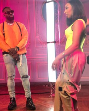 Zayra Setouty Instagram - Plus de 3.000.000 de vues pour le clip #SorsDeMaVie 🙅🏽‍♀️🙅🏿‍♂️ @vegedream .
.Merci à tous !!!!! .
.Il est temps de balancer l’album non ? 😈