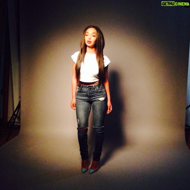 Zayra Setouty - 625 Likes - #JamaisTropTard dispo le 4 mai !!