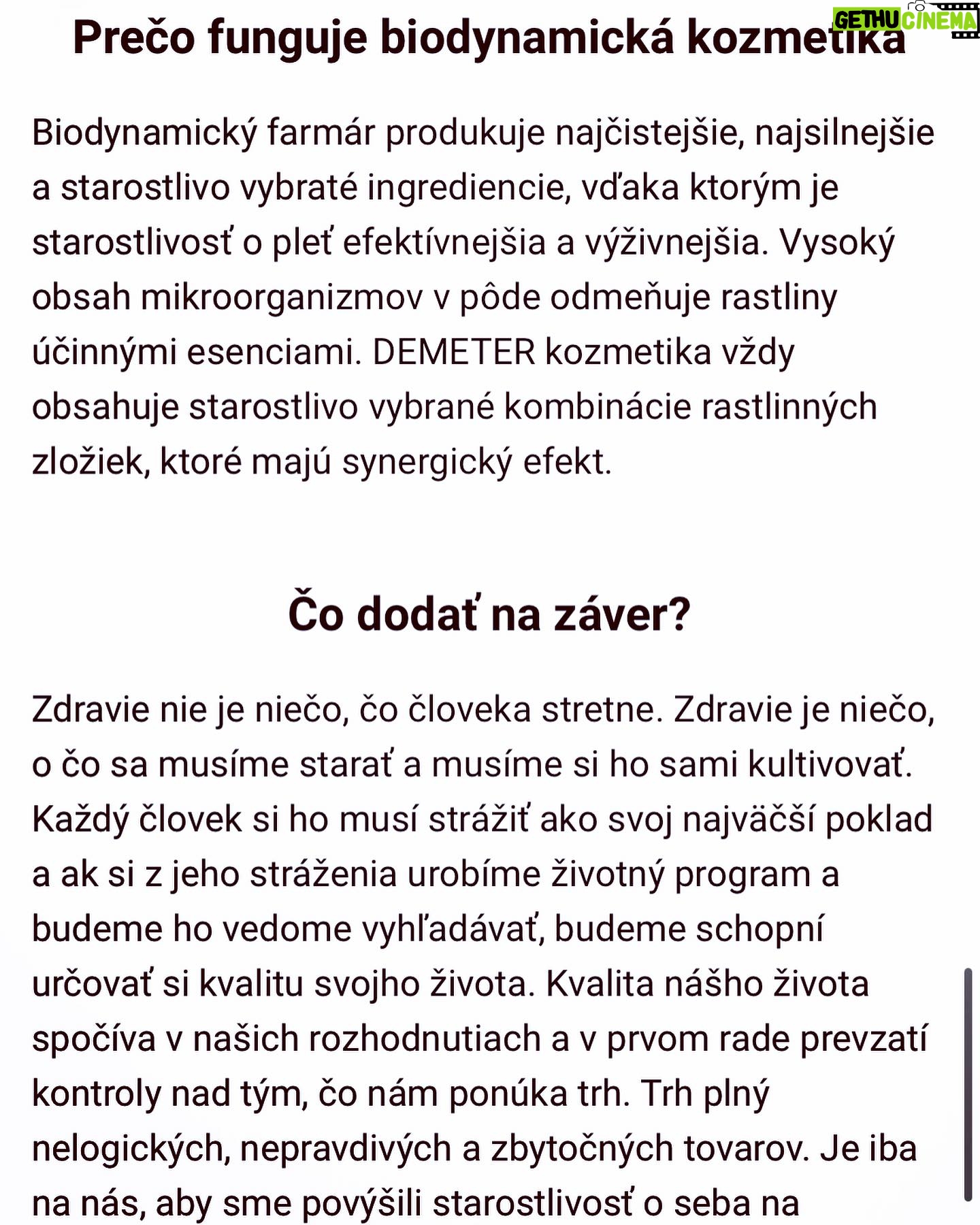 Zdenka Predná - 525 Likes - To je ONA!
Saška z @prirodnyraj 🌱
Žena, ktorá ma inšpirovala, že sa to dá ešte lepšie, ešte udržateľnejšie a ľudskejšie..
Deje sa to!
Proste vliala do mňa nádej, že na svete JE a môže byť ešte krajšie.
Vďaka ľudom, ktorý to robia z presvedčenia a s obrovskou energiou a odhodlaním!🙏🏼🌺
O čo ide?
DEMETER..
Vedela som, že tento farebný obdĺžnik zaručuje kvalitu biodynamických produktov vyššej rady ako Bio.
Ale netušila som, že je to až tak náročné, a zároveň láskavé..
Proste ma to dostalo!
Nevedela som, že
Biodynamické poľnohospodárstvo má navyše od organického poľnoh.
Metafyzické a Duchovné korene
Je oveľa popredu, lebo pracuje so životnou silou matky prírody.
Rastliny sa zbierajú, keď majú najvyššiu možnú účinnosť podľa lunárneho kalendára, položenia hviezd a planét s cielom LIEČIŤ ZEM
a pestovať potraviny bohaté na živiny bez použitia chemikálii.
Je to komplexný holistický prístup, ktorý vytvára spojenie medzi FARMÁROM, PÔDOU, RASTLINAMI, ZVIERATAMI a VESMÍROM 🪐🌸..
No nádhera!!
Čo som tiež nevedela, že Saška má 3 vysoké školy, ona mi to normálne zatajila, skoro som odpadla, keď som zistila, že študovala PRÁVO, POLITOLÓGIU A FYZIOTERAPIU.. Saši!!!🌸
A posledná vec
@prirodnyraj je jediný obchod na SVETE!!! 🌝💥, kde môžete nájsť všetky kozmetické produkty v DEMETER kvalite pokope! Sila čo?
Saška sa so všetkými výrobcami pozná osobne, navštevujú sa a mala možnosť nazrieť im priamo do kuchyne a že to aj urobila o tom nemám pochýb!!!
Tak a pre tých, ktorých to zaujíma a prečítali až do konca, mám špeciálny darček!!
Napíš do komentu,
🌺či si sa už stretla s demeter označením
🌸či si vedela aj predtým čo to znamená
🍀prípadne o aký produkt, potravinu sa jedná a ako si bola spokojná ...
alebo klasicky napíš aspoň 🪐🌸🐋
a približne o mesiac vyberiem možno práve teba a darujem ti moje obľúbené produkty ktoré už mám vyskúšané🌺..
a samozrejme sleduj @prirodnyraj
.. čaute!! 🥰
#holistic #demeter #biodynamicproducts #prirodnyraj
