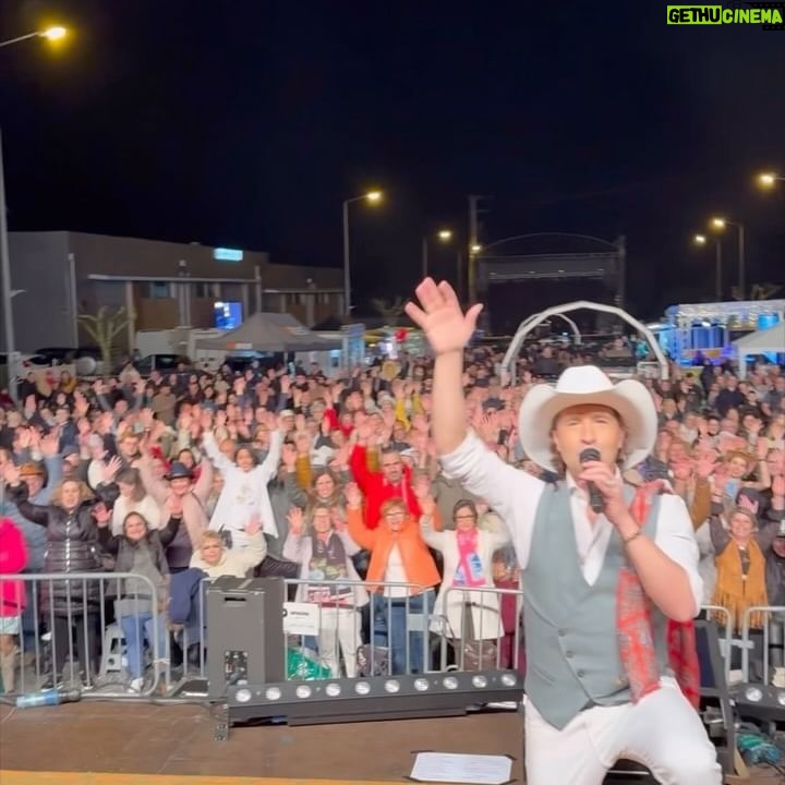 Zé Amaro - 3.2K Likes - Obrigado FEST INDUSTRIA🙌
Uma noite em grande, junto de um público incrível ❤️ bela organização 👏
É hoje 🤠
16 - MARÇO
COLISEU LISBOA 🇵🇹
ESGOTADO
18 - MARÇO
Póvoa de Lanhoso, Festas de São José 22h 🇵🇹
22 MARÇO - West Palm
Beach, Florida 🇺🇸
23 MARÇO - st.
Petersburg, Florida 🇺🇸
24 MARÇO - Palm Coast, Florida 🇺🇸
31 - MARÇO
Louredo - Póvoa de Lanhoso 22h 🇵🇹
6 - ABRIL
Fão - Esposende 22h 🇵🇹
13 - ABRIL
Neuchâtel - Suíça 🇨🇭
Marcações : 0793038484
14 - ABRIL
Barco - Guimarães 22h 🇵🇹
26 - Abril - Mesão Frio, Guimarães 🇵🇹
27 - ABRIL
Boim - Lousada
11 - Maio - Agilde, Celirico de Basto 🇵🇹
#tourcowboyportugues #zéamaro #zeamarotour #zeamaro #coliseudelisboa #meucoracaodecowboyapaixonado #casinha #casinhabranca #cowboy #festadecowboy #aluatueeu #cowboyappaixonado #aminhaestrada #cowboyportugues