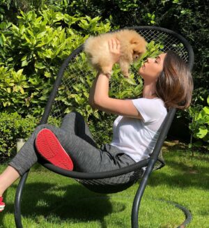 Zeynep Anıl Tatdıran Instagram - Bişey isteyebilir miyim acabaaa 🙋🏻‍♀️
Gerçekten o kadar sıcak ki.. Güneşin altında perişan oluyorlar 😥
Bu sokağa çıkma yasaklarında iyice yalnız kaldılar.. Hadi bu fotoğrafı gördüyseniz ve müsaitseniz kapınızın önüne bir kap su koyun hayvan dostlarımız için lütfen 🙏🏻
Yapanlar fotoğrafın altına ❤️ koyarsa kaç kişi olduğumuzu hep beraber görürüz hem nasıl fikir? ☺️☺️