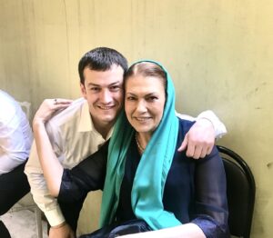 Zeynep Eronat Instagram - Tanıdınız mı bu yakışıklıyı😀😀😀😀 #sinema #vatikanınşifresi #oyuncu #film #trabzon @resathao #survivor