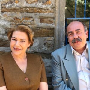 Zeynep Eronat Instagram - Canım Oktay❤️❤️❤️Ama o kadar çok güldük ki bütün ilaçlardan daha iyi geldi..Oh beee❤️❤️❤️❤️Ne varsa eski dostlarda var vallahi❤️❤️❤️ #sinema @mgx @dahaiyibiryarın @kavuk_e