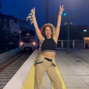 Zeynep Kızıltan Instagram - Out of the dump🤭😉