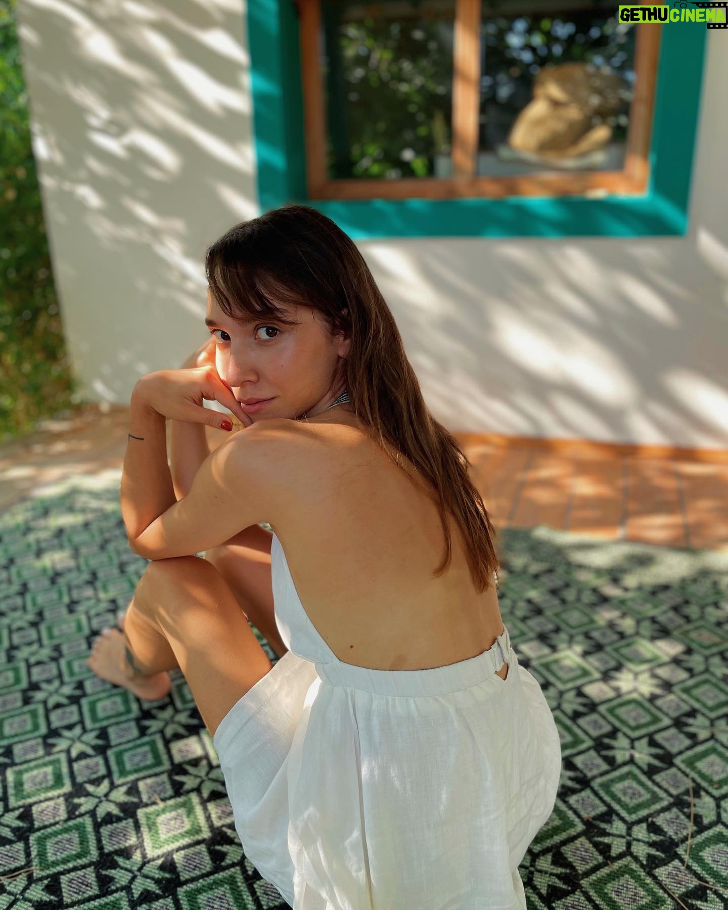 Zeynep Parla - 1.7K Likes -