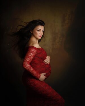 Zeynep Şarlıgil Instagram - ❤️❤️❤️ #hamileçekimi #maternityphotography #waitingforthebaby❤️