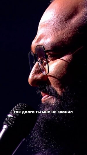 Zhan Grigorev-Milimerov Instagram - Песня Виктора Михайловича Резникова «Телефонная книжка»✌️

Я был рад и горд исполнить эту замечательную песню на проекте «Суперстар». Как сейчас помню, я исполнял её всем сердцем и со всей душой!

А как вам исполнение, дорогие друже? Помните этот номер?