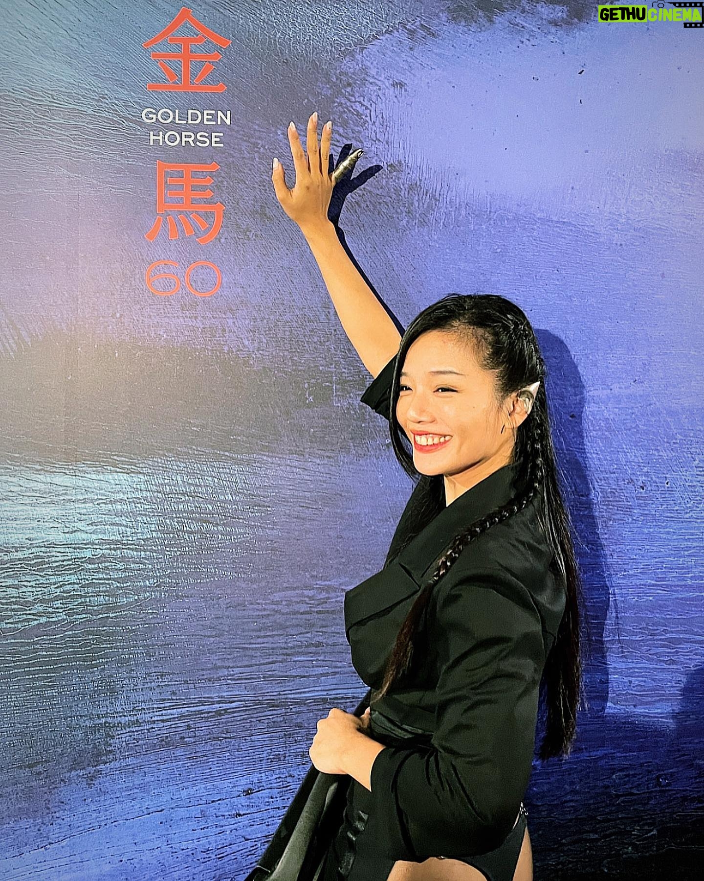 Zheng Qing Yu - 1.9K Likes - 🔥Golden Horse Fever🔥
「感恩劇組及這世界總是要我做自己」
#goldenhorsefilmfestival
#愛是一把槍 台北首映會
