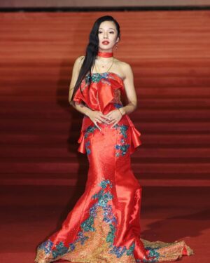Zheng Qing Yu Instagram - #金馬60
#愛是一把槍

Source by @marieclairetw @udnstars @ettodaytw