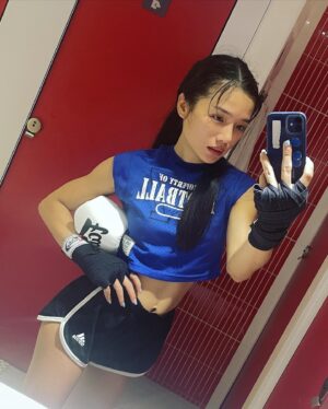 Zheng Qing Yu Instagram - Life is going on…
w/ my big boy. 🥊 (1y11m)

再次reminding🥊: Exercise is good for your health. 
提醒大家：運動有益身心健康。

My all time fav gym n thx for taking care of us. 🥰@ngumuaythaifitness