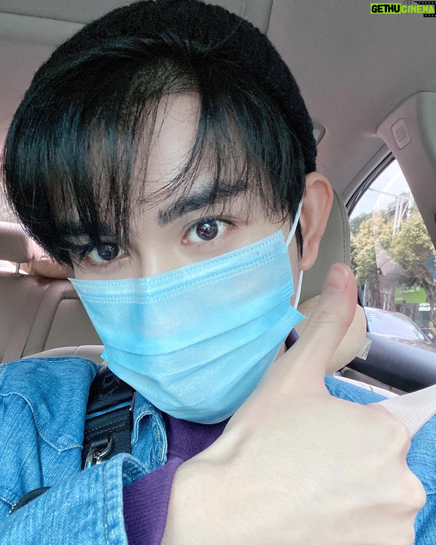 Zhu Zanjin - 30.8K Likes - Rest assured, I'm fine. You also need to take care of yourself. Happy new year.