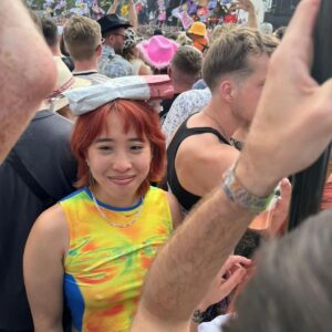 Zing Tsjeng Instagram - Glasto ft. friends, flags and the most disgusting plate of brown vegan slop I've ever paid £12 for. Please don't ask why I thought it was a good idea to put a bag of wine on my head during Shania Twain 🌞 

ALSO I lost a roll of Portra 400 film on Sunday, probably around the Pyramid Stage. If you found it, please DM me!