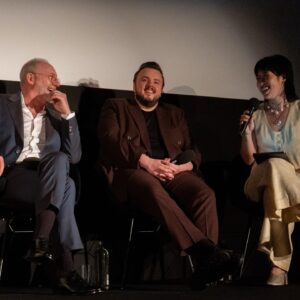 Zing Tsjeng Instagram - Feel SO fortunate to have been invited to host the UK launch of 3 Body Problem, a big mind-bending piece of sci-fi telly that also features some of the finest ESEA acting talent around. Thank you to @milkteafilms @netflixuk and the most all-star panel I’ve ever moderated: Benedict Wong, Jess Hong, Zine Tseng, Liam Cunningham, John Bradley, Eiza Gonzalez, Alex Sharp and Sir Jonathan Pryce, who doesn't have IG because he's far too classy for that.

Also I'd like to apologise to the very lovely Oxford physicist I met for running off to take "the floor is lava" selfies in the immersive room, thereby ruining all the intellectual cred I gained by telling the audience I read the trilogy in three days – but hey, a girl's gotta do what a girl's gotta do.

Anyway, tell me what you think of the show and your #3BP ~theories for where it’s going next 👁️✧˖ °🚀*ੈ.๋࣭ ⭑ ⸝⸝🪐༘⋆💫