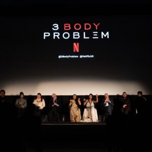 Zing Tsjeng Instagram - Feel SO fortunate to have been invited to host the UK launch of 3 Body Problem, a big mind-bending piece of sci-fi telly that also features some of the finest ESEA acting talent around. Thank you to @milkteafilms @netflixuk and the most all-star panel I’ve ever moderated: Benedict Wong, Jess Hong, Zine Tseng, Liam Cunningham, John Bradley, Eiza Gonzalez, Alex Sharp and Sir Jonathan Pryce, who doesn't have IG because he's far too classy for that.

Also I'd like to apologise to the very lovely Oxford physicist I met for running off to take "the floor is lava" selfies in the immersive room, thereby ruining all the intellectual cred I gained by telling the audience I read the trilogy in three days – but hey, a girl's gotta do what a girl's gotta do.

Anyway, tell me what you think of the show and your #3BP ~theories for where it’s going next 👁️✧˖ °🚀*ੈ.๋࣭ ⭑ ⸝⸝🪐༘⋆💫