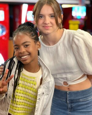 Zion Broadnax Instagram - Thank you @hollywoodreporter for the invite. I HAD A GREAT TIME!!! And teenage kracken movie was sooooi good ! @hollywoodreporter 
Dreamworks: @dreamworksjr
Nickelodeon: @nickelodeon
Alex’s Lemonade: @alexslemonade
Comfort Cases: @comfortcases
Hokey Pokey: @hokeypokeyla 
Kidz Bop: @kidzbop
Little Kitchen Academy: @lkalawestfieldcenturycity
Pure Water: @purelifeus 
Sugarfina: @sugarfina
Hashta#dsPower
#GabbysDollhouse
#TeenageKrakenMovie #momalto #zionbroadnax #transformersearthspark #purplecarpet