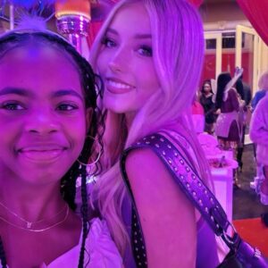 Zion Broadnax Instagram - Look who I met last night! @emilydobson ! 🌟 so great meeting you! 🩵