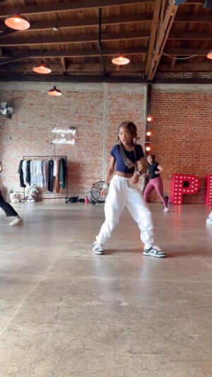 Zion Broadnax Instagram - I love dancing with  @rexkline 💃💃 #zionbroadnax #dance #hiphop #playground @theplaygroundla