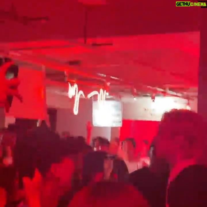 Zior Park - 16.9K Likes - Party with @makersmark_kr
Call me a interaction performer