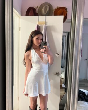 Zoey Luna Instagram - Modern Monroe